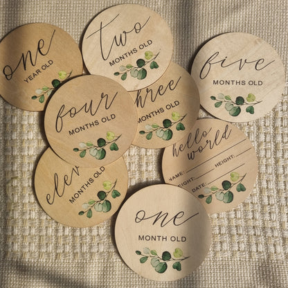 Botanical themed wooden baby milestone cards
